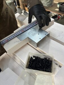 金具取り付け
